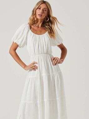 Sim & Sam Dress, White, Puffed Sleeves, Tiered Skirt, Size Small, EUC